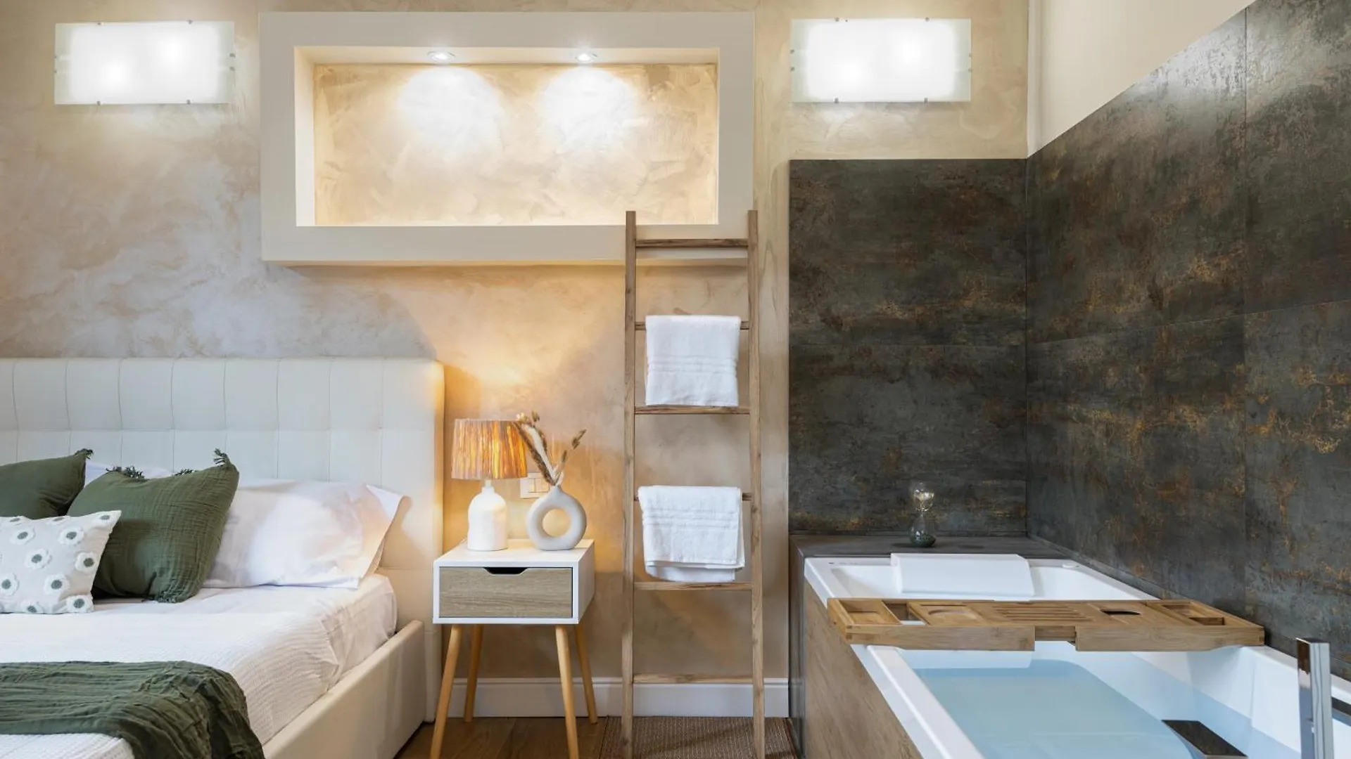 Elegante Appartamento Con Giardino Privato, Jacuzzi Nel Cuore Di Firenze Apartment