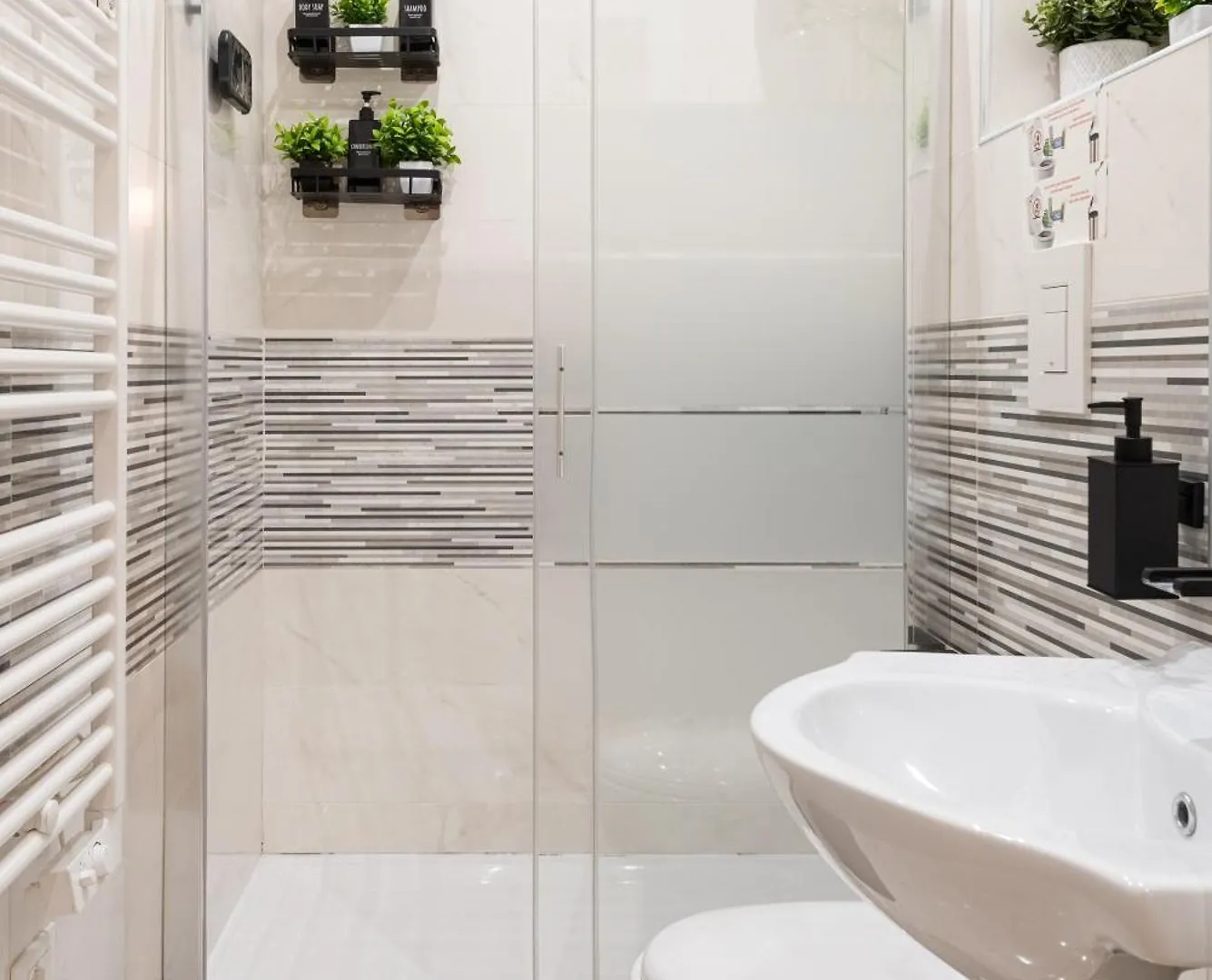 Elegante Appartamento Con Giardino Privato, Jacuzzi Nel Cuore Di Firenze Florence