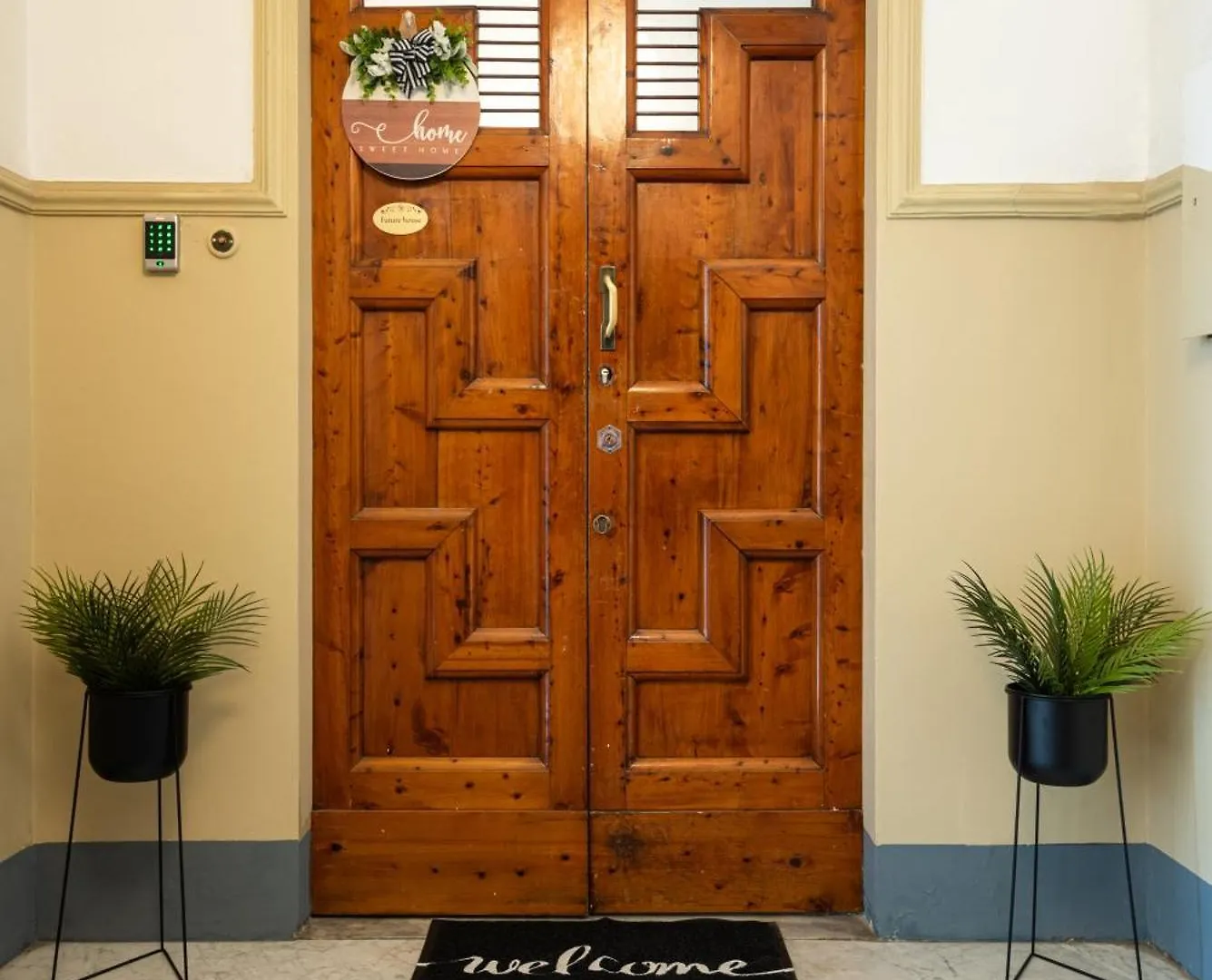 Apartment Elegante Appartamento Con Giardino Privato, Jacuzzi Nel Cuore Di Firenze Italy