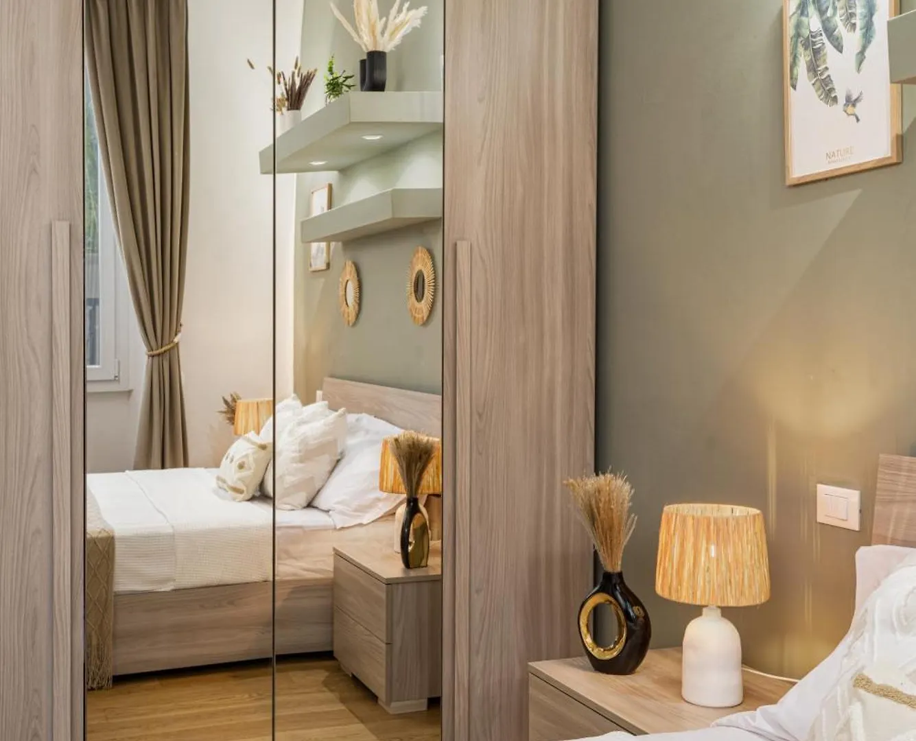 Apartment Elegante Appartamento Con Giardino Privato, Jacuzzi Nel Cuore Di Firenze Italy